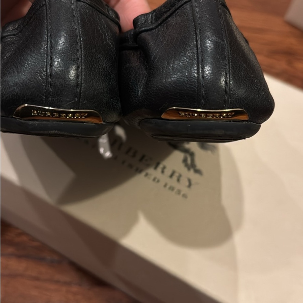 Burberry Heritage Leather Shipley Ballerina Flats - Picture 2 of 4